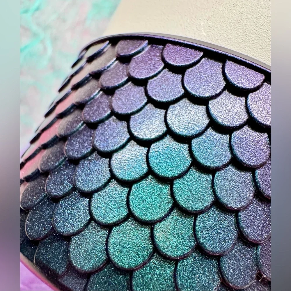 New Iridescent Purple & Green Mermaid Fish Scales Silicone Boot for Stanley Cup
